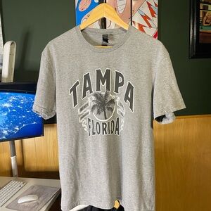 Gray Tampa Florida Graphic T-Shirt size M